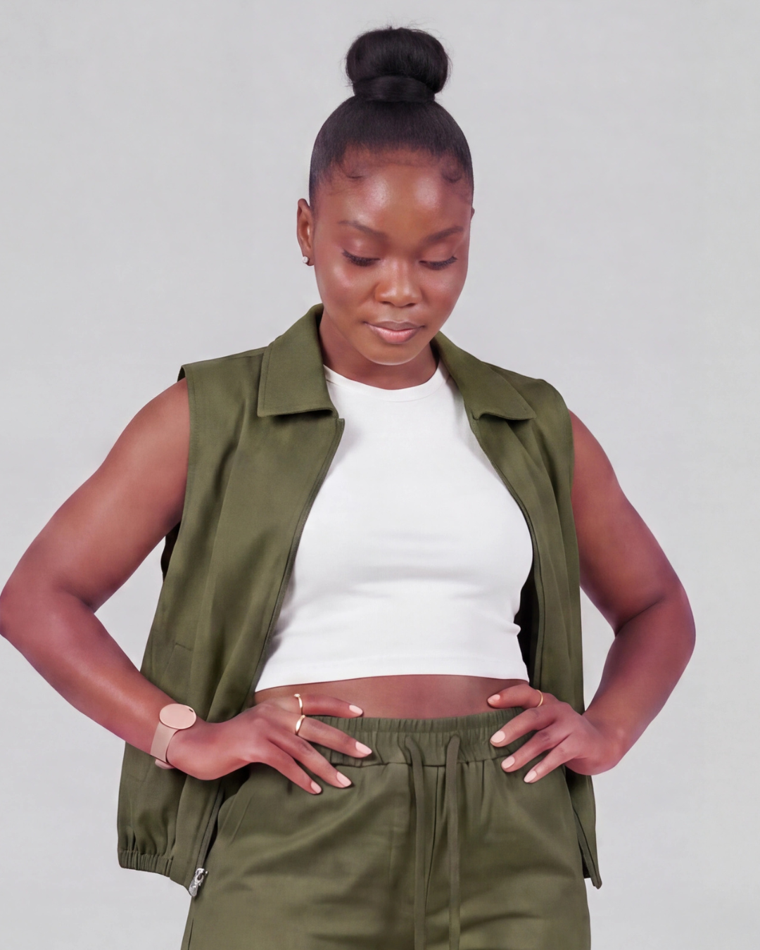 Women's Tapered Cargo Pants + Twill Vest Set