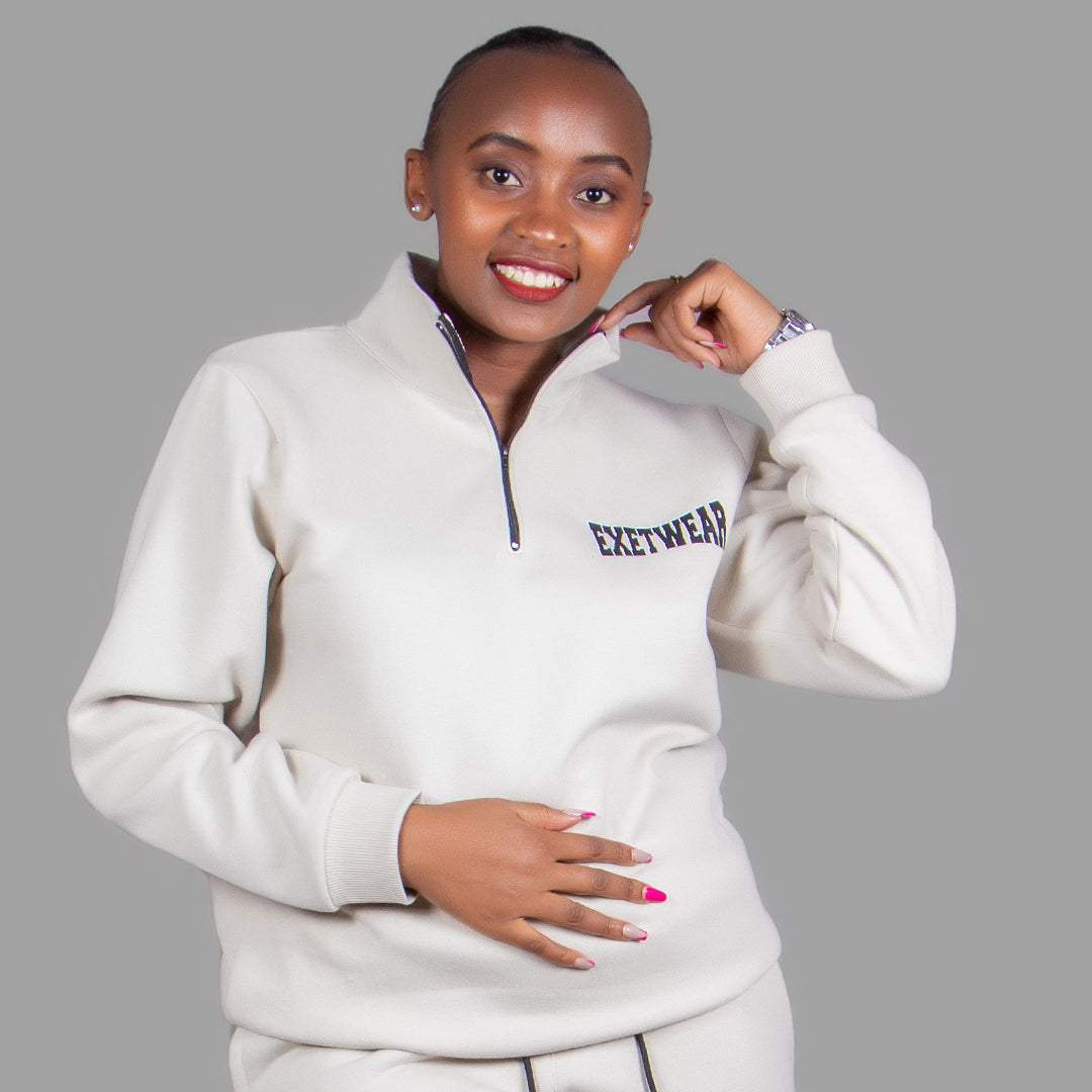 Exetwear Women's Zip-Up Sweatshirt in Beige