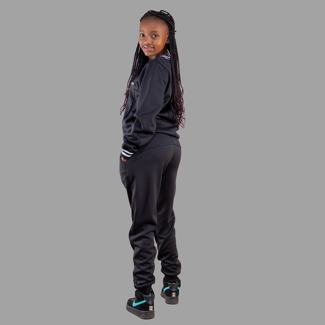 Exetwear Kids' Black Jogger Set