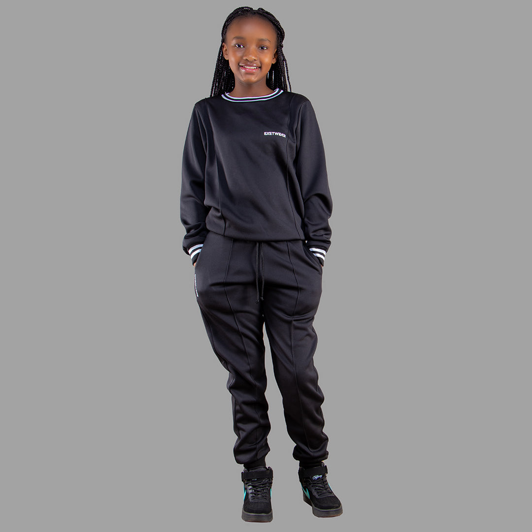 Exetwear Kids' Black Jogger Set