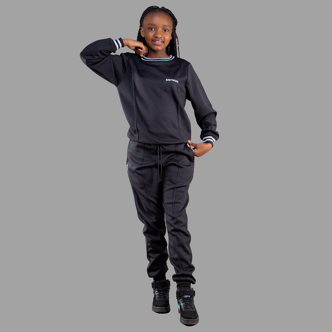 Exetwear Kids' Black Jogger Set