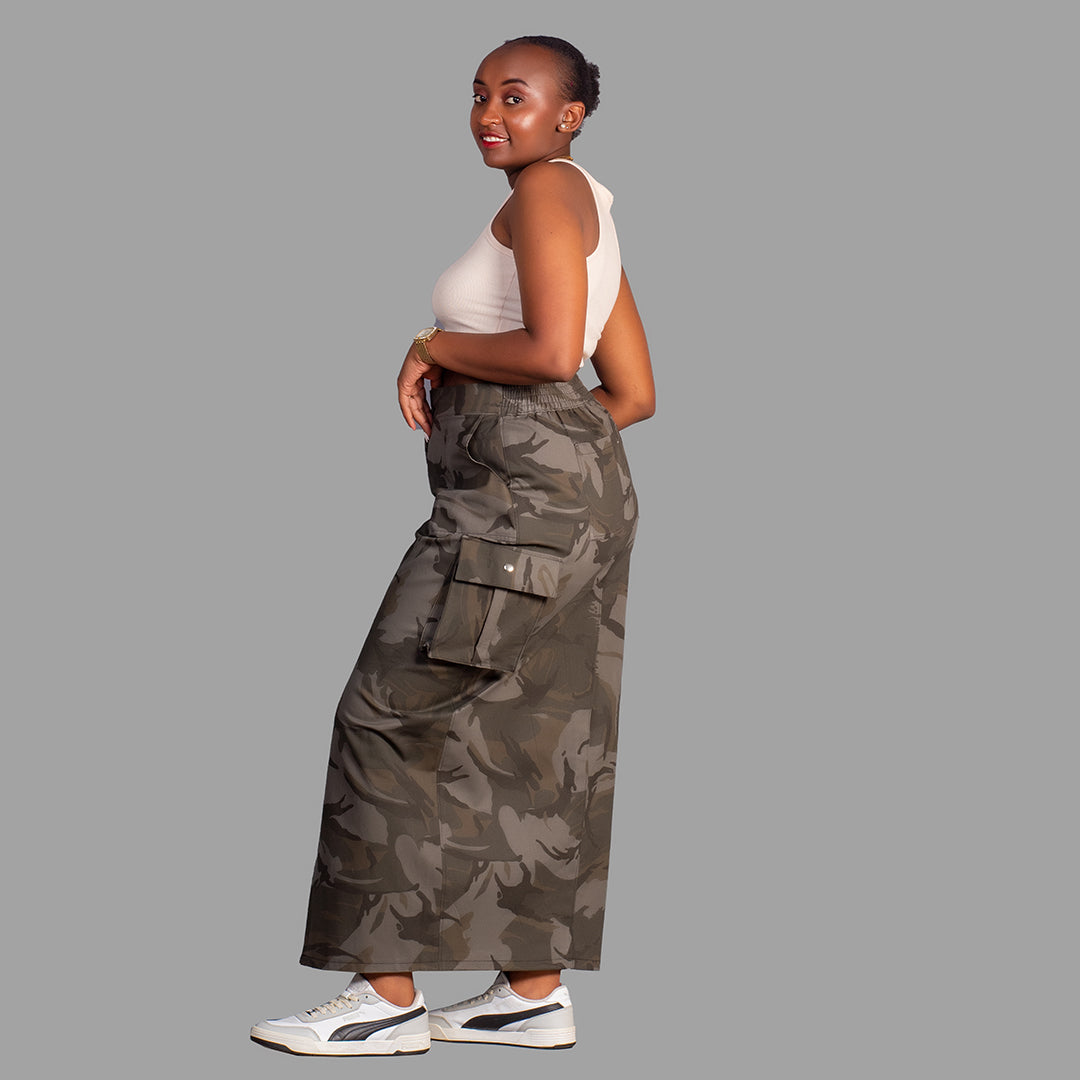 Exetwear Women's High-Waisted Cargo Skirt